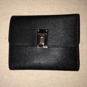 Wallet Henri Bendel
